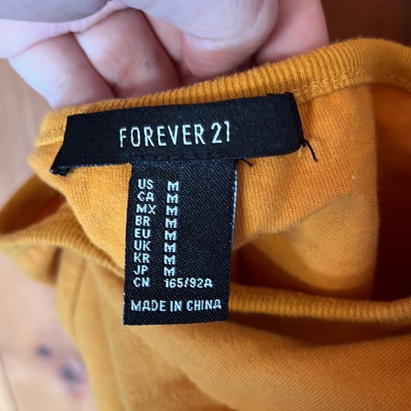 🔴Halter Top - Picture 3 of 3